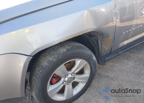 2015 Jeep Compass Sport из США, поврежденный, VIN 1C4NJDBB7FD135390